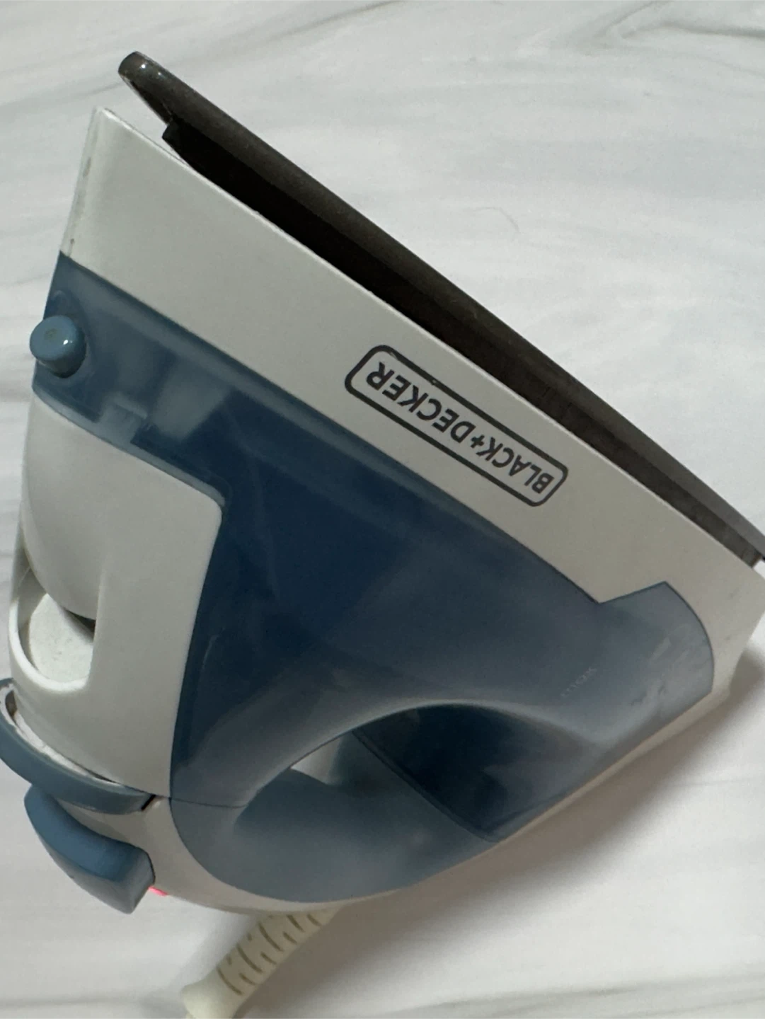 Black+Decker Steam Iron - photo 2