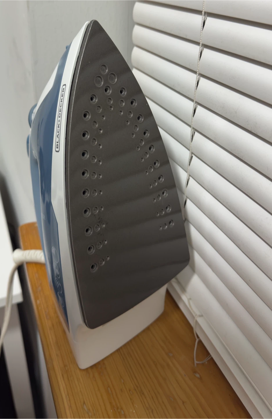 Black+Decker Steam Iron - photo 3