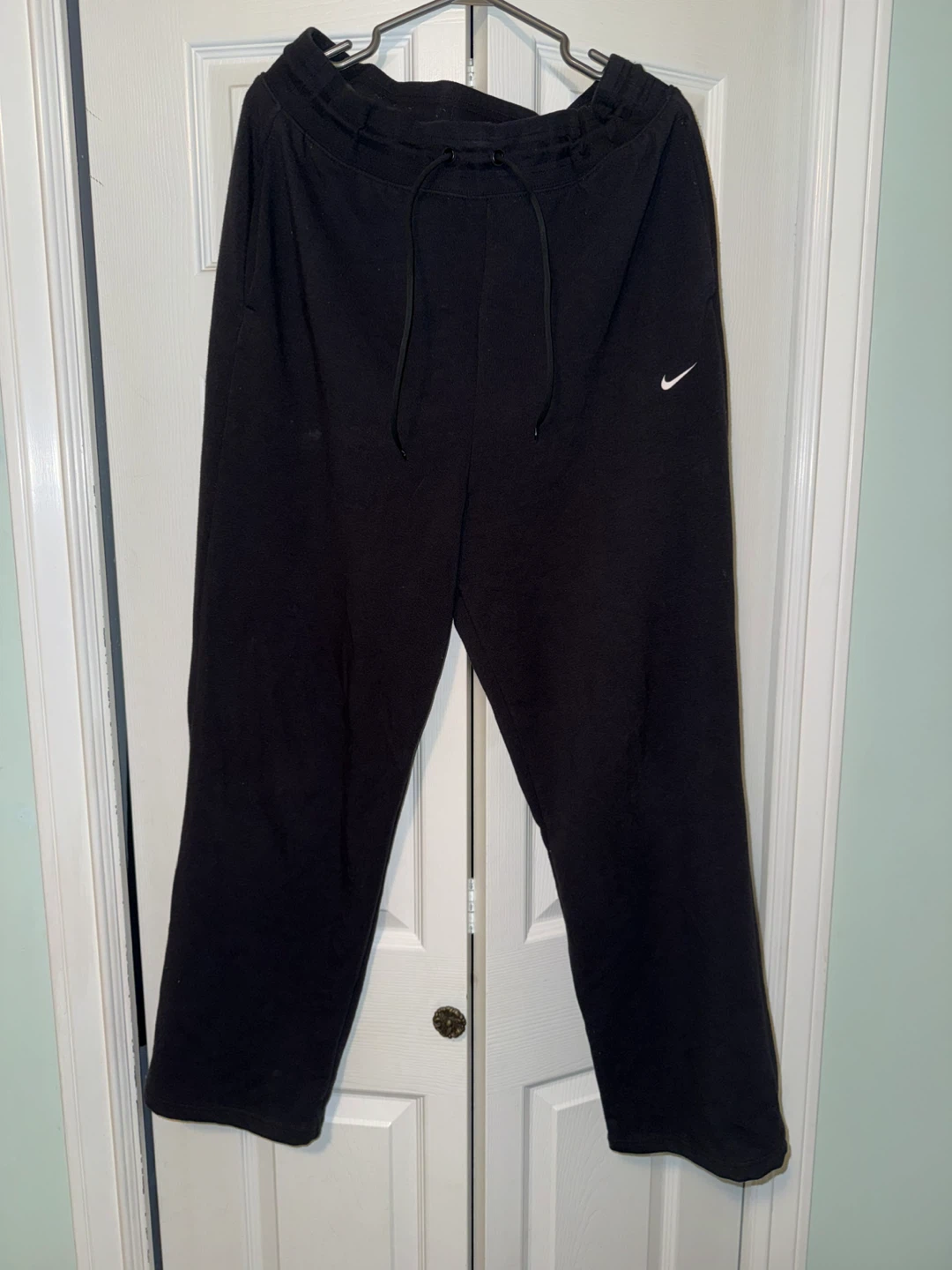 Nike Black Sweatpants - photo 2