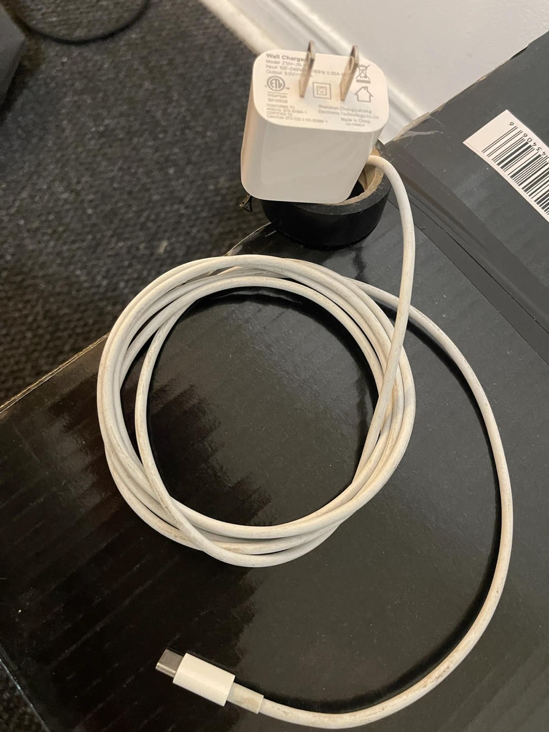 Apple USB-C Wall Charger and Cable - photo 2