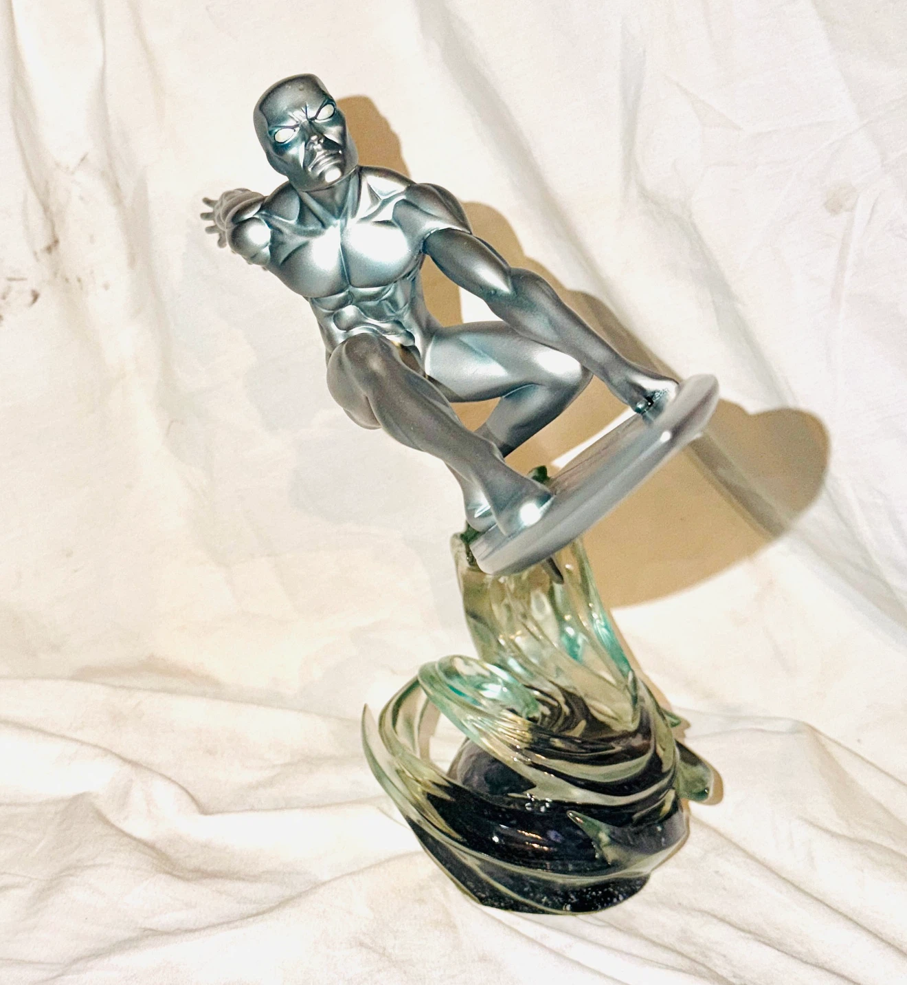 Marvel Milestone Silver Surfer LE  Collectible Statue - photo 2