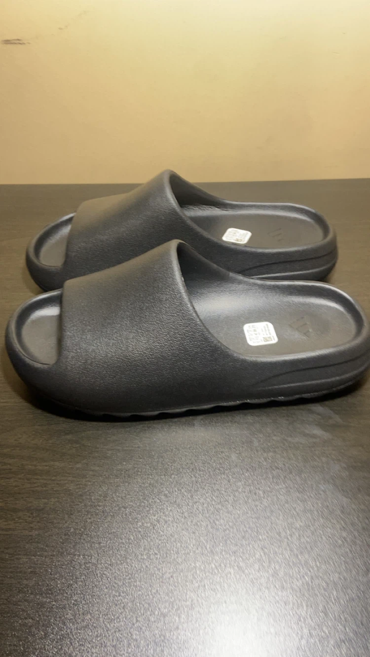 Adidas Yeezy Slide Onyx - photo 5