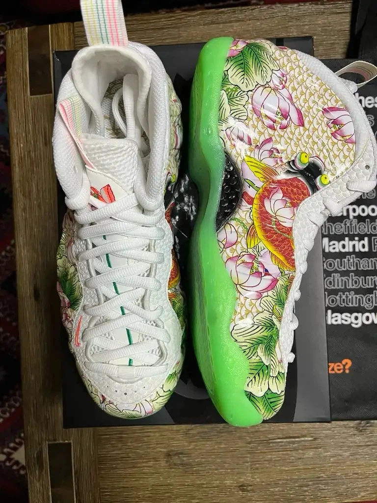 Nike Air Foamposite One Premium Tianjin Koi Lotus Floral Size 8 - photo 2