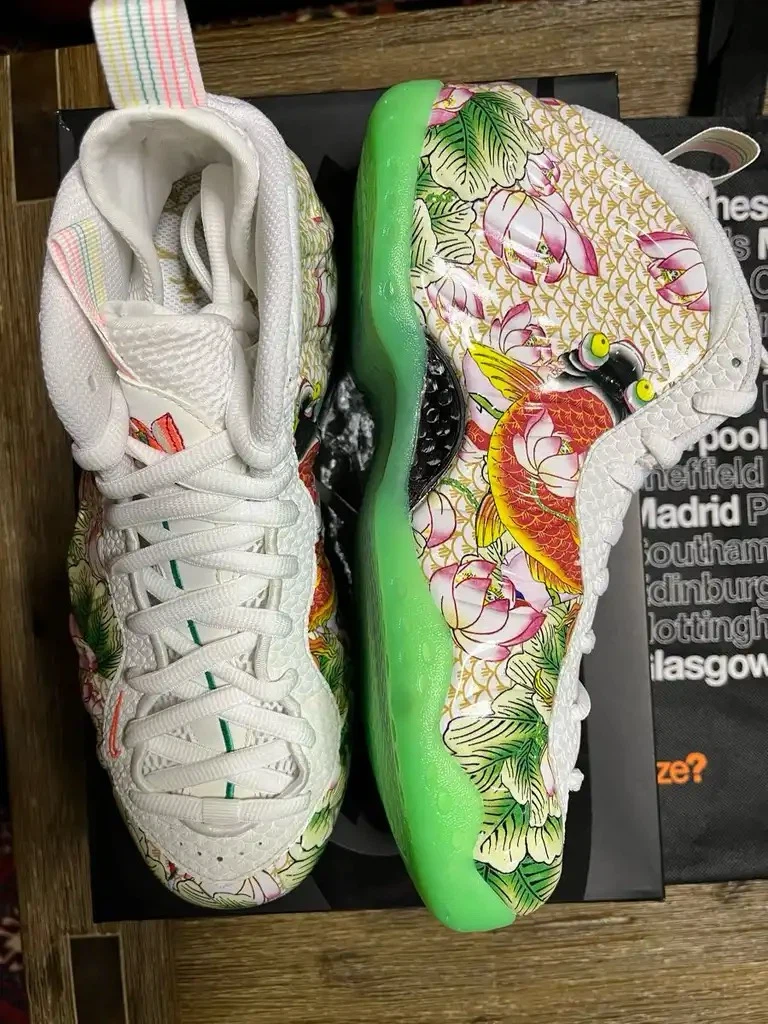 Nike Air Foamposite One Premium Tianjin Koi Lotus Floral Size 8 - photo 3