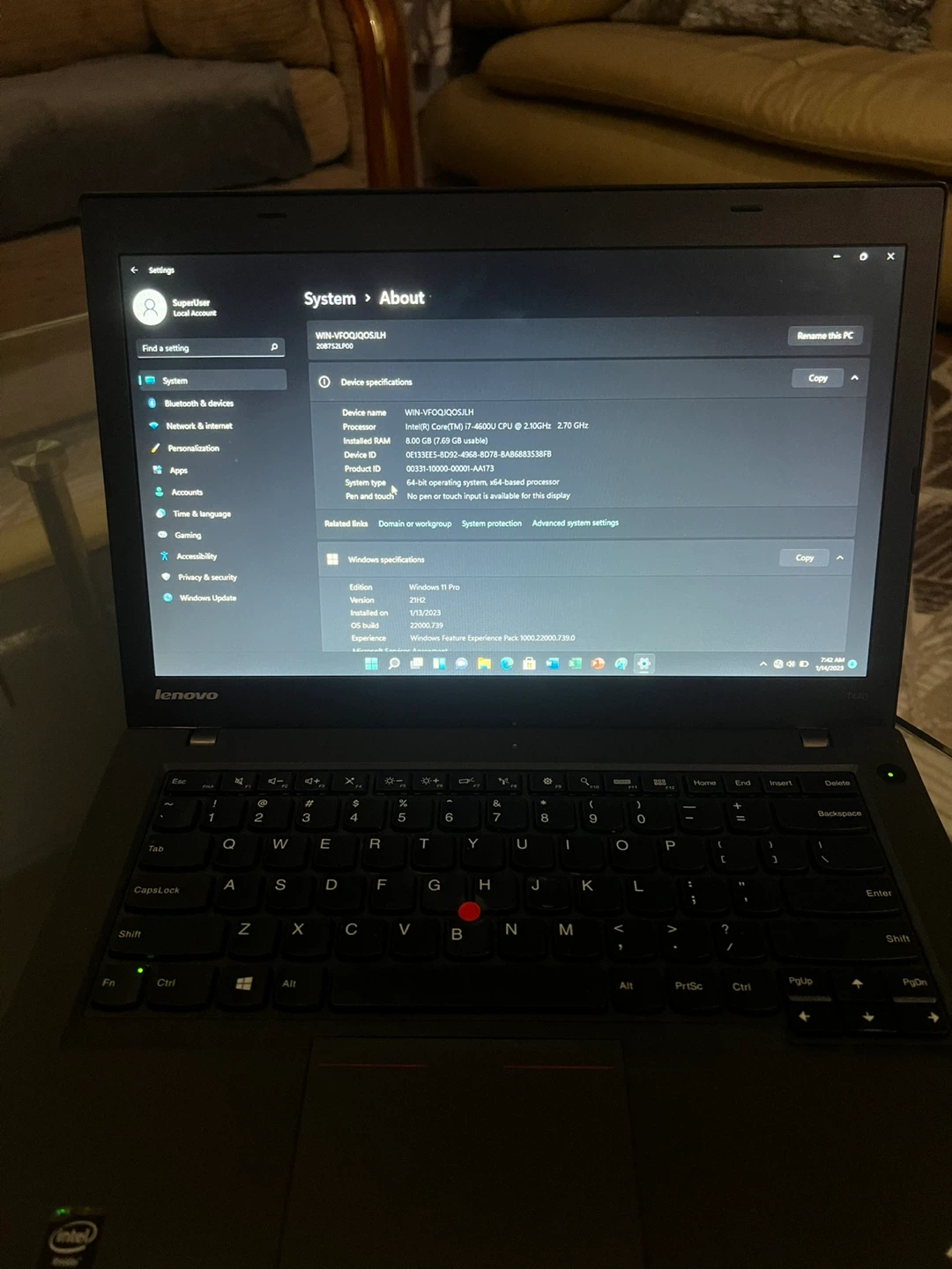 Lenovo ThinkPad Laptop - photo 2