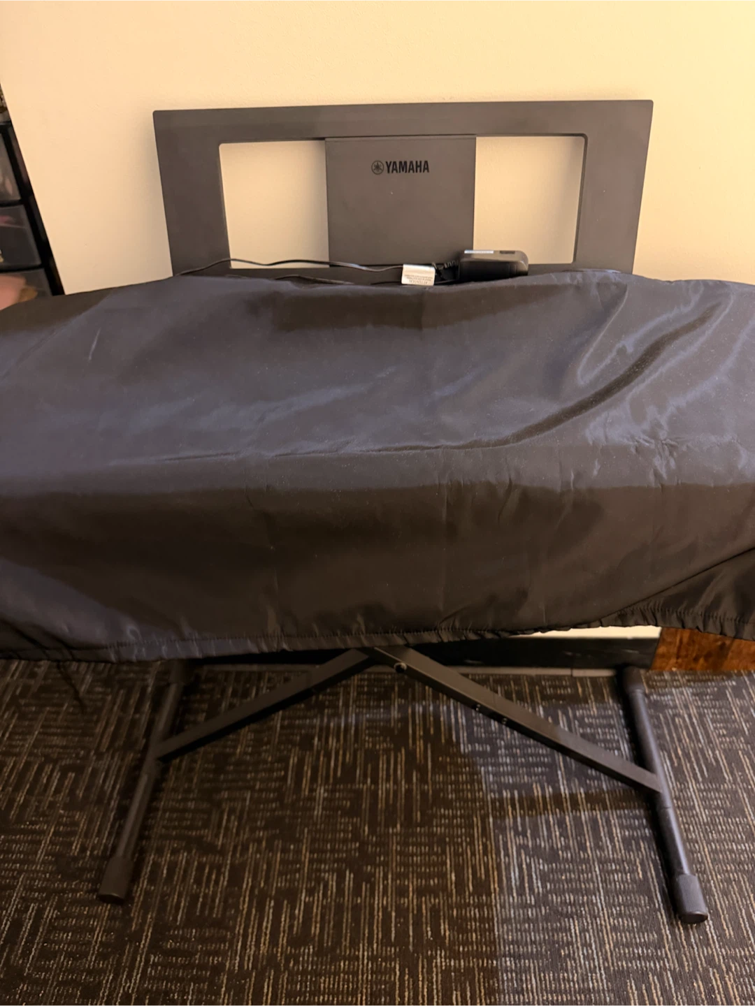 Yamaha Keyboard with Stand and Cover - photo 2