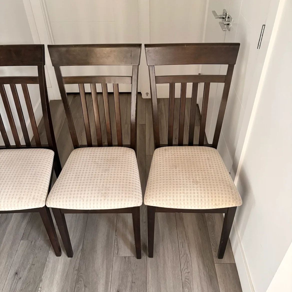 4 Dining Chairs - photo 2