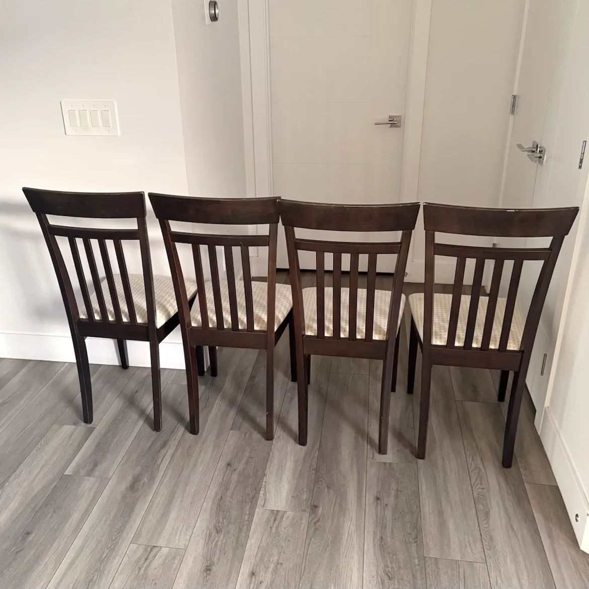 4 Dining Chairs - photo 4