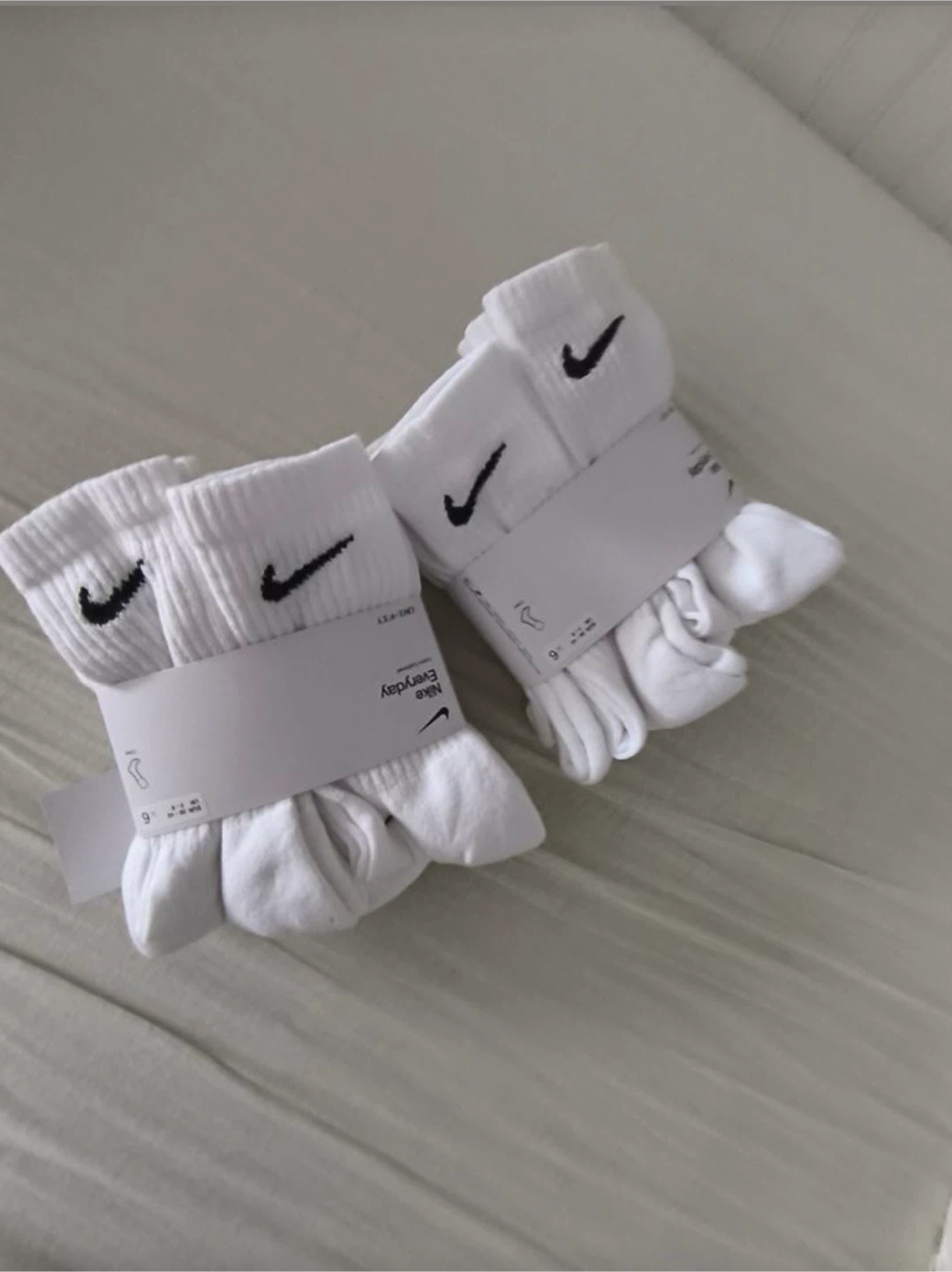 Nike Everyday Cotton Lightweight Crew Socks