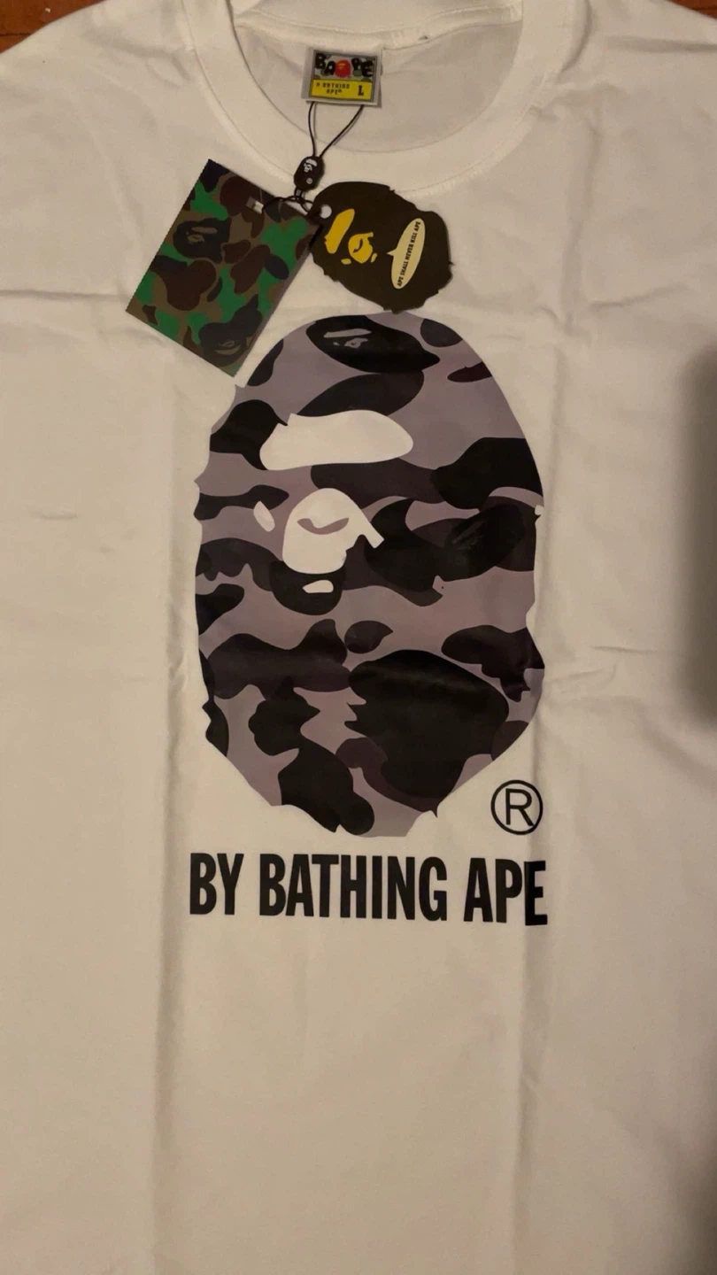 A Bathing Ape White T-Shirt, Size Large - photo 5