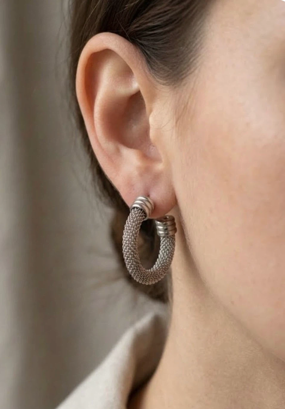 VTG Silver-Tone Twisted Woven Mesh C-Hoops Statement Earrings⁠