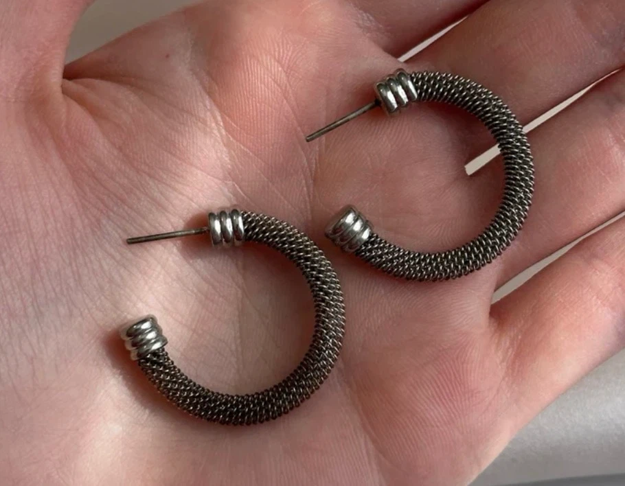 VTG Silver-Tone Twisted Woven Mesh C-Hoops Statement Earrings⁠ - photo 3