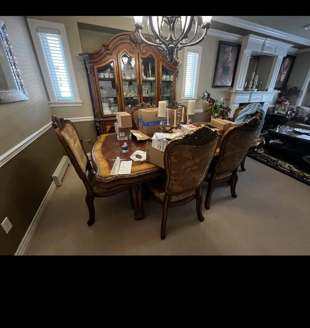 Dining Table and Chairs Set