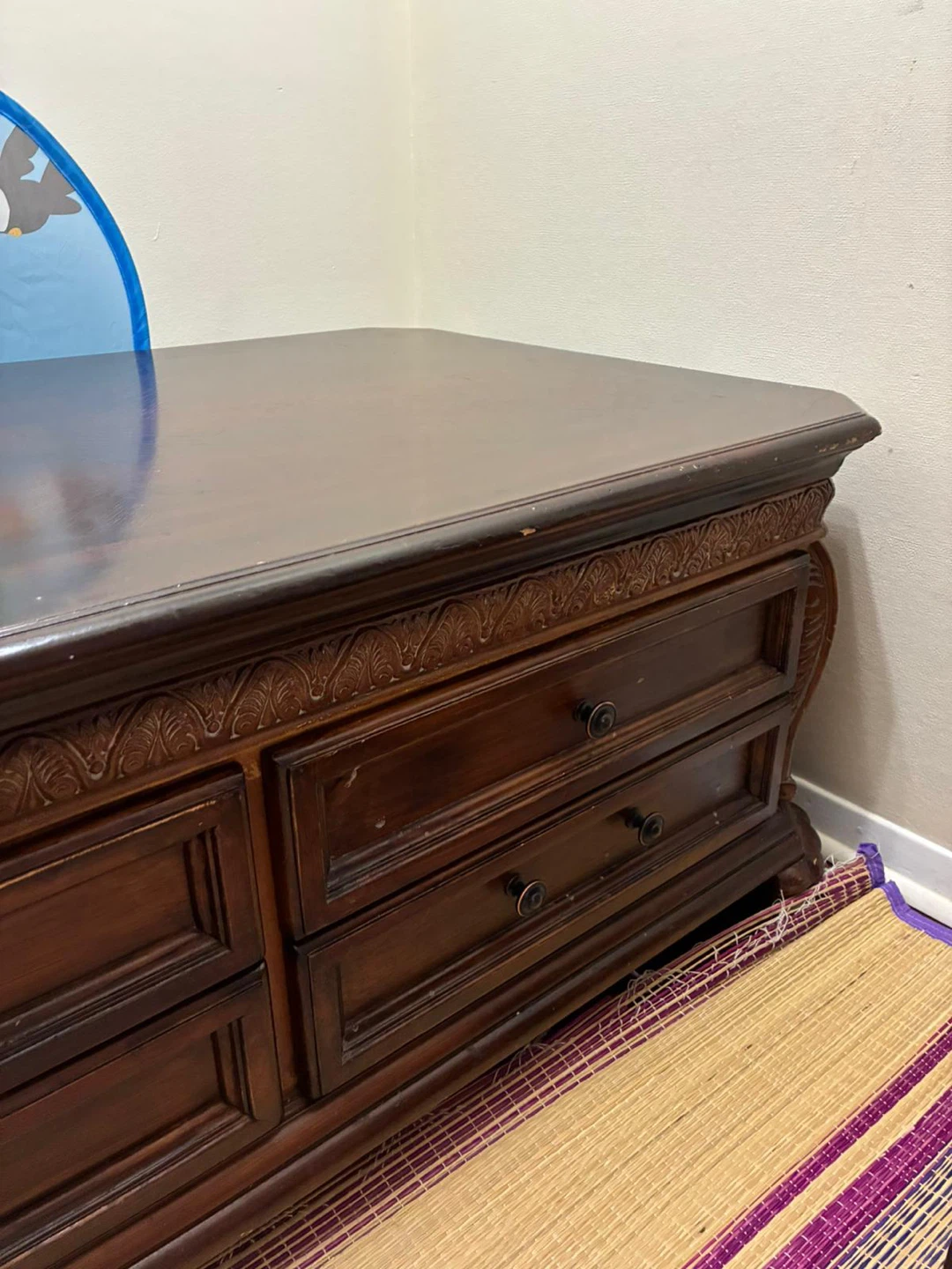 Dark wood coffee table with storage drawers - photo 4