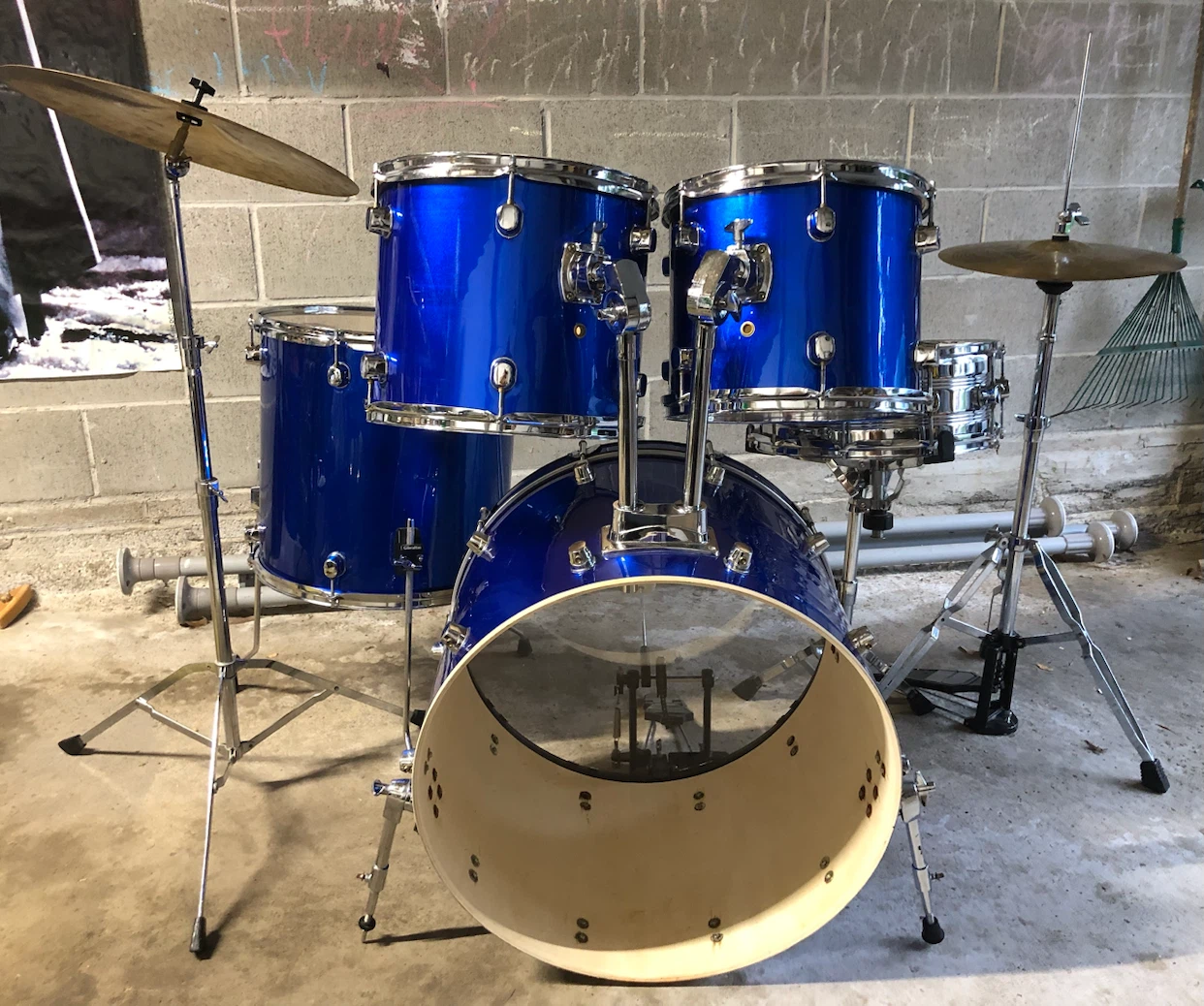 Drum set - great for beginners!