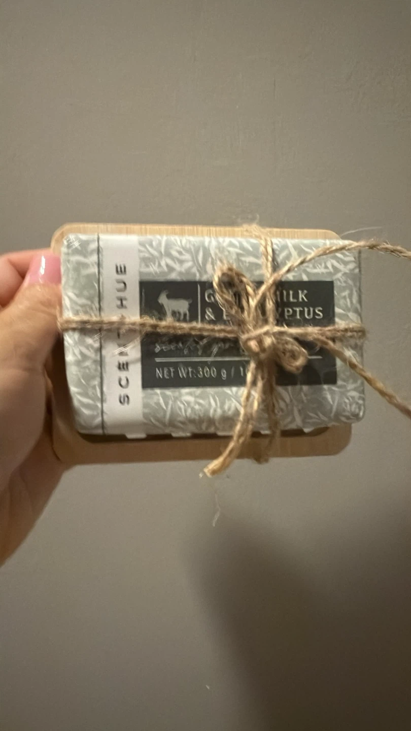 Scent Hue Goat Milk & Eucalyptus Soap