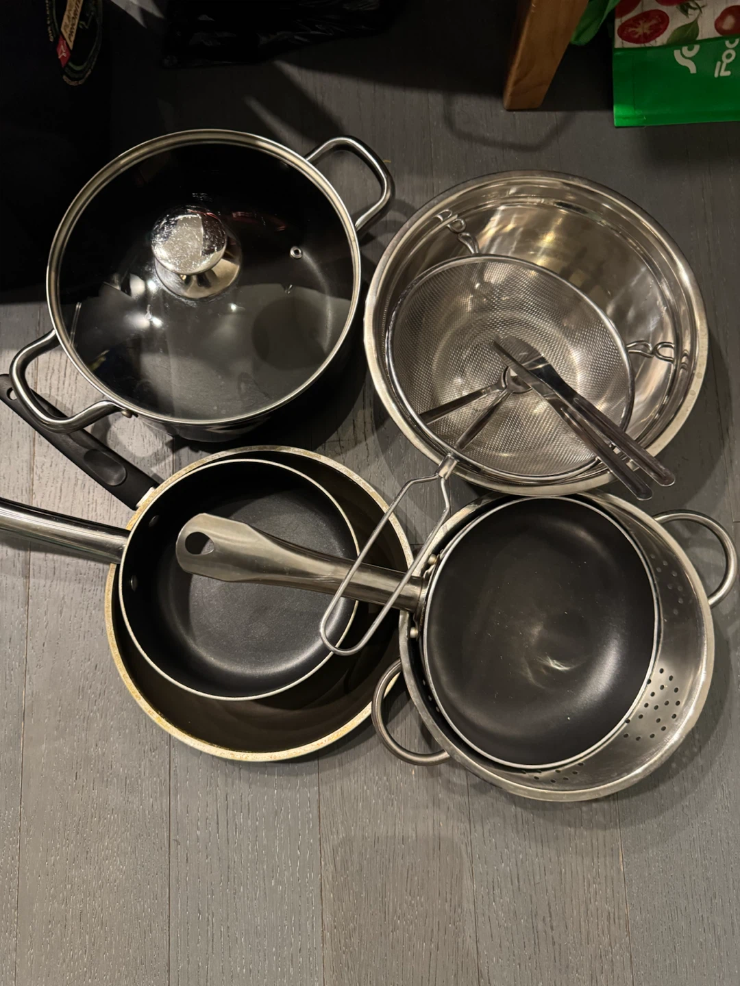 Cookware Set with Pot, Frying Pan, and Strainer