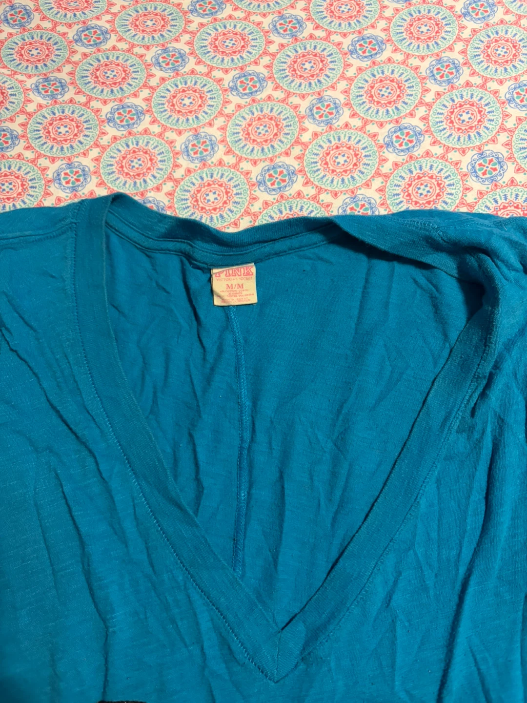 Victoria's Secret PINK V-Neck T-Shirt - photo 2