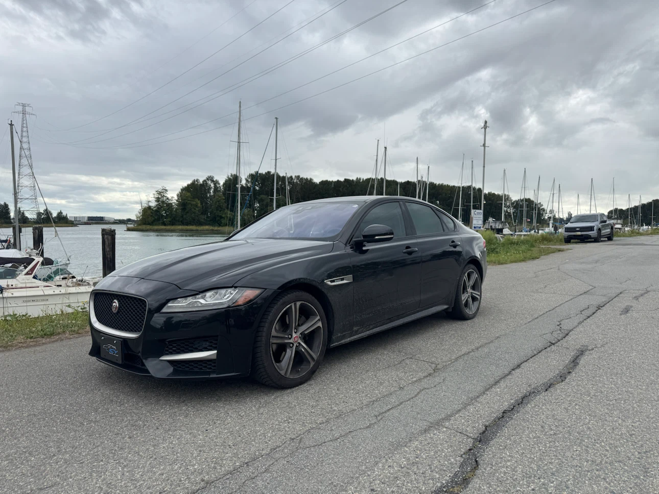 2017 Black Jaguar XF Rsport AWD - photo 2