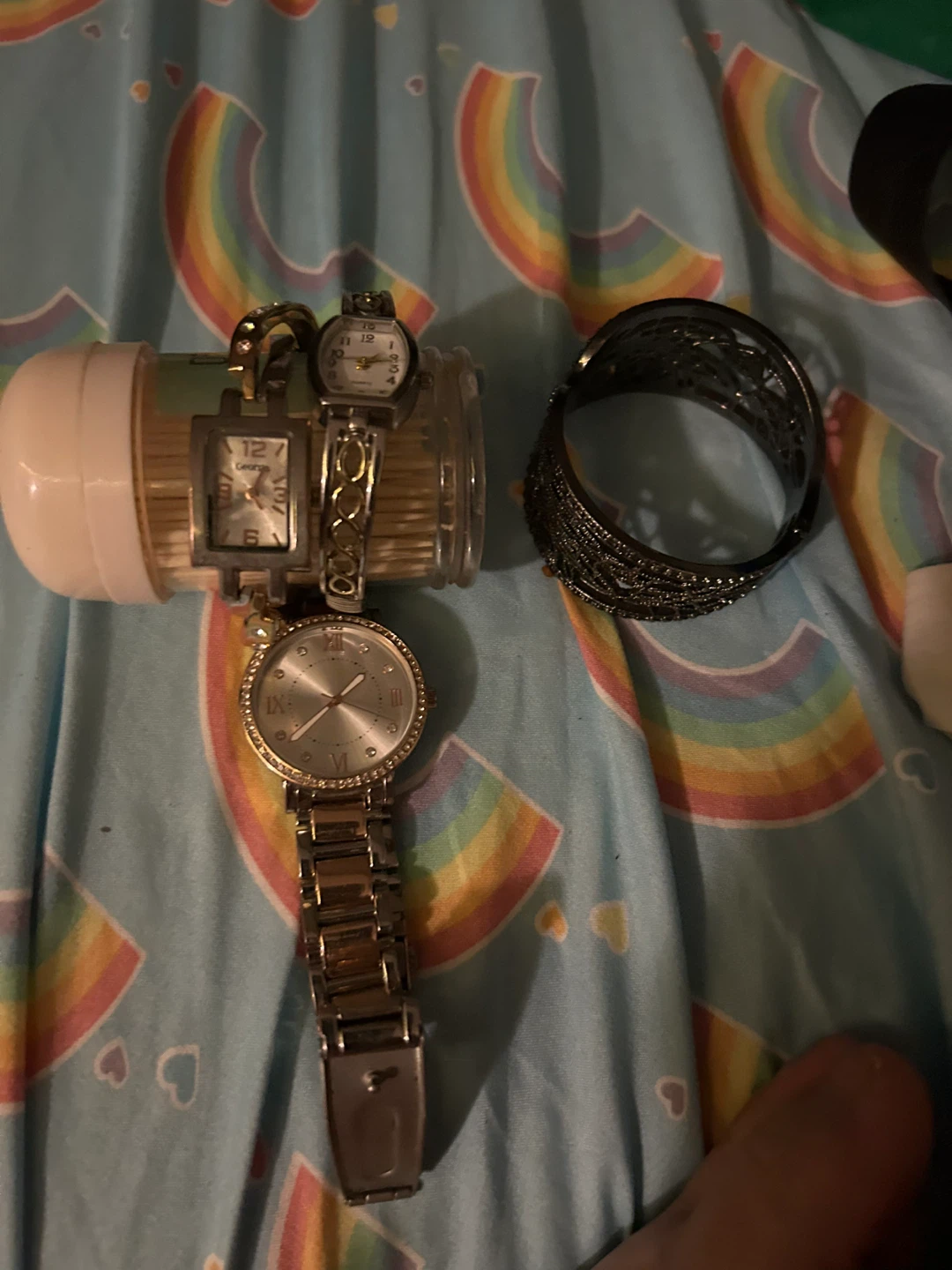 Lot of 4 Women's Fashion Watches and Bracelets - photo 2