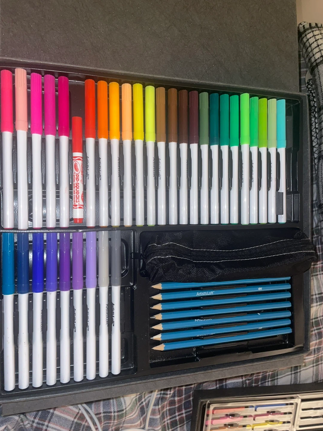 Artist's Loft Art Supply Set - photo 3