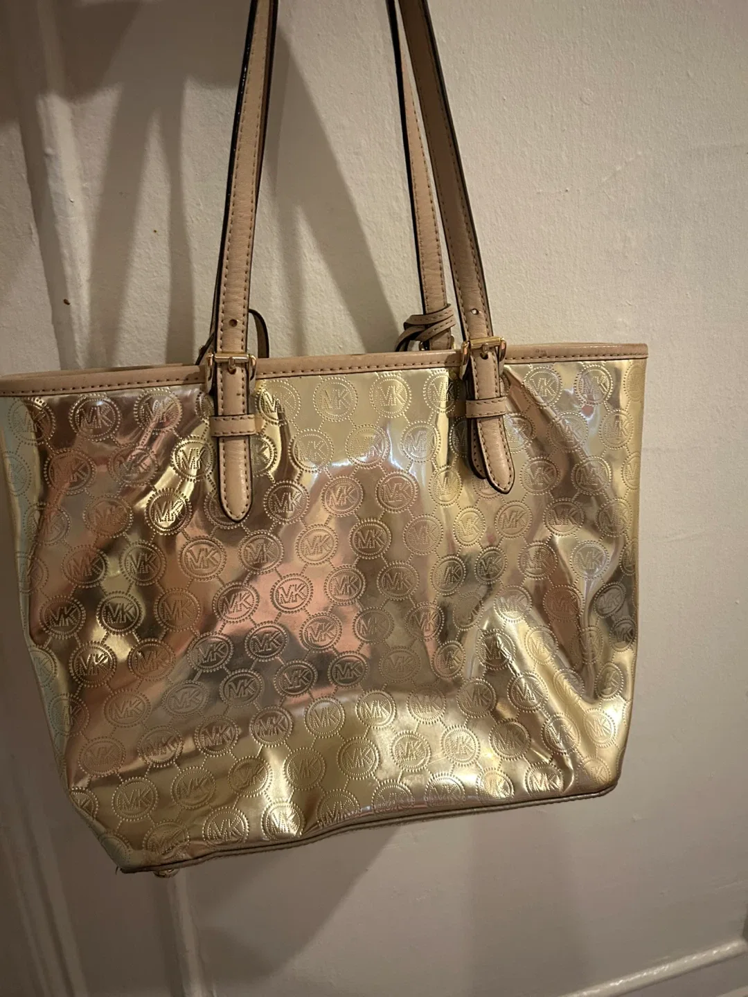 Michael Kors Gold Logo Tote Bag - photo 3