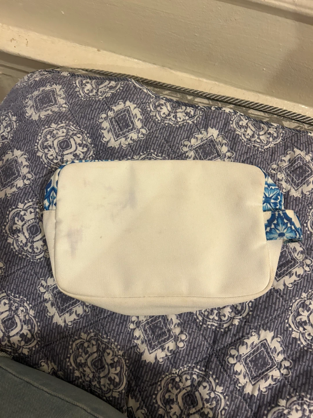 Dolce & Gabbana Light Blue Toiletry Pouch - photo 5
