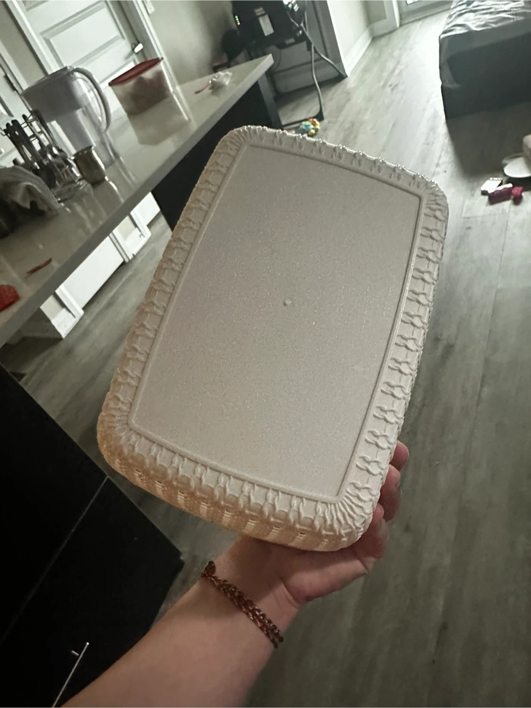 White Plastic Storage Basket - photo 2