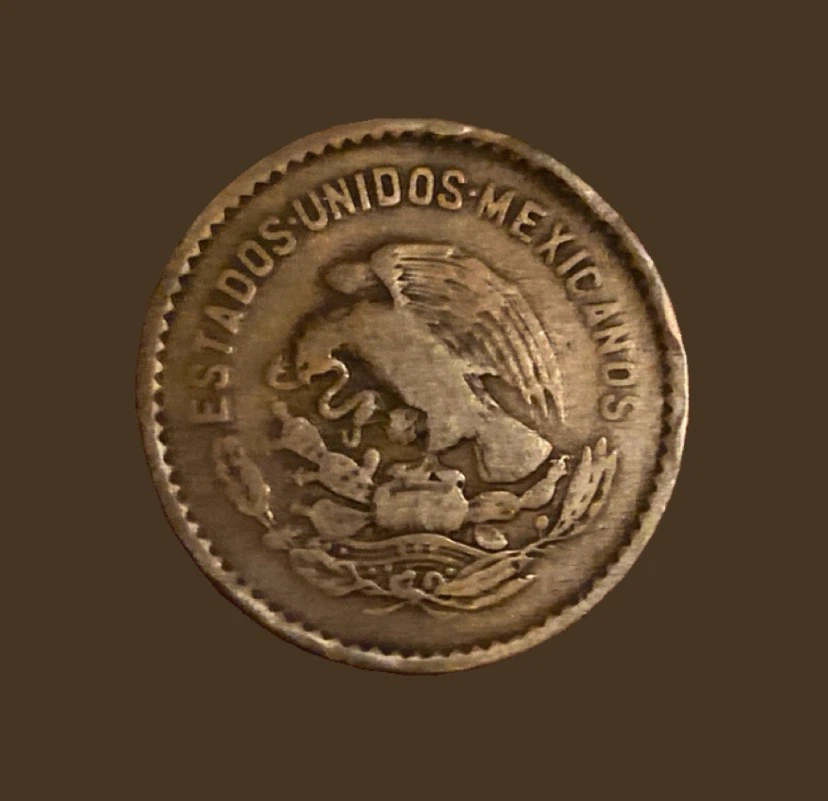 1945 Mexican 5 Centavos Coin - photo 2