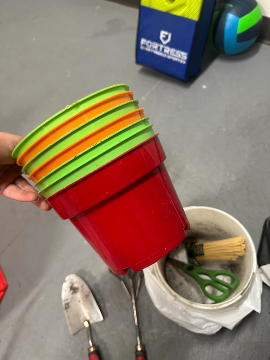 Gardening Tool Set with Plastic Pots - photo 2