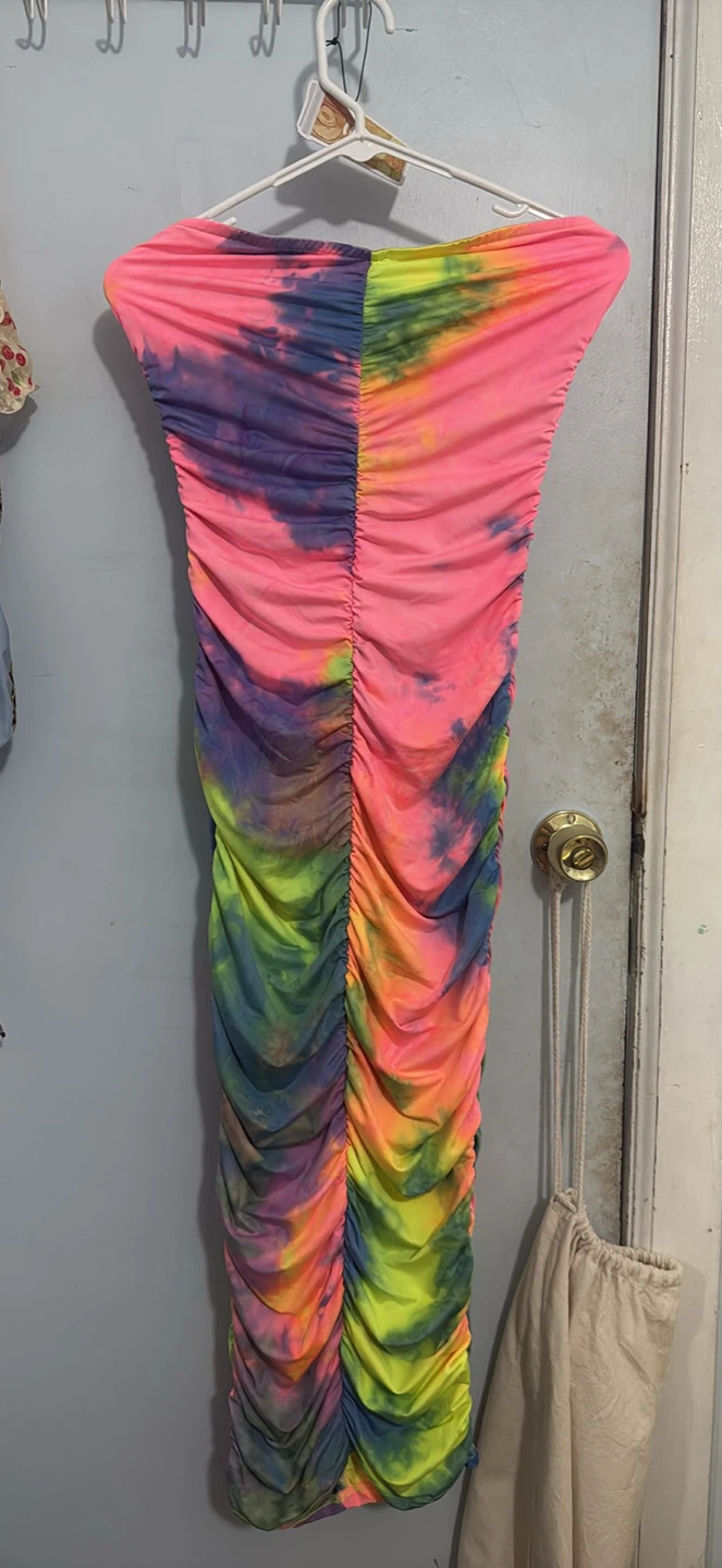 Assorted Long-Sleeve and Strapless Dresses - photo 4