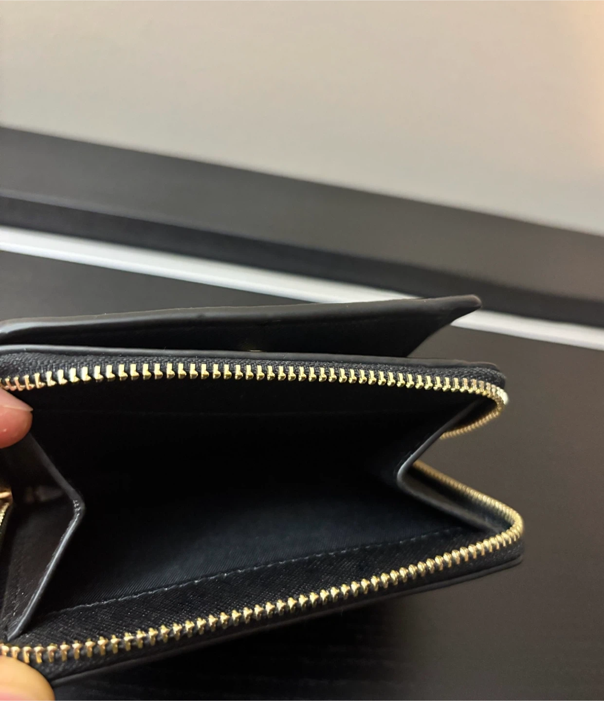 Tory Burch Saffiano Leather Wallet - photo 4