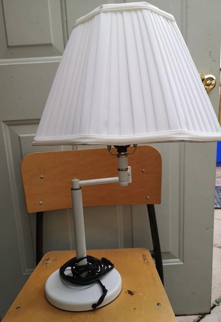 White Swing Arm Desk Lamp - photo 2