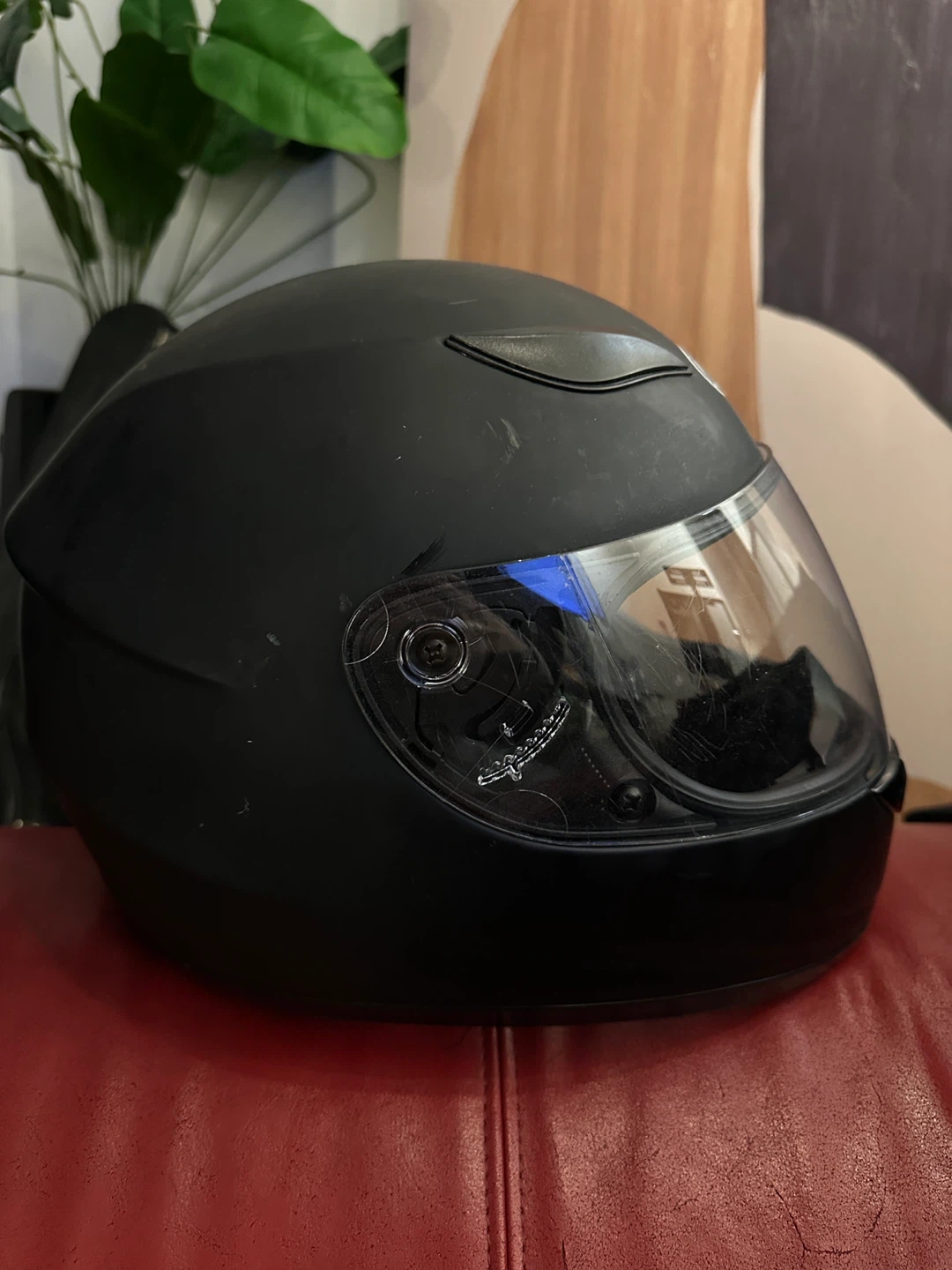 HJC Motorcycle Helmet - Matte Black SIZE L, DOT CERTIFIED - photo 2
