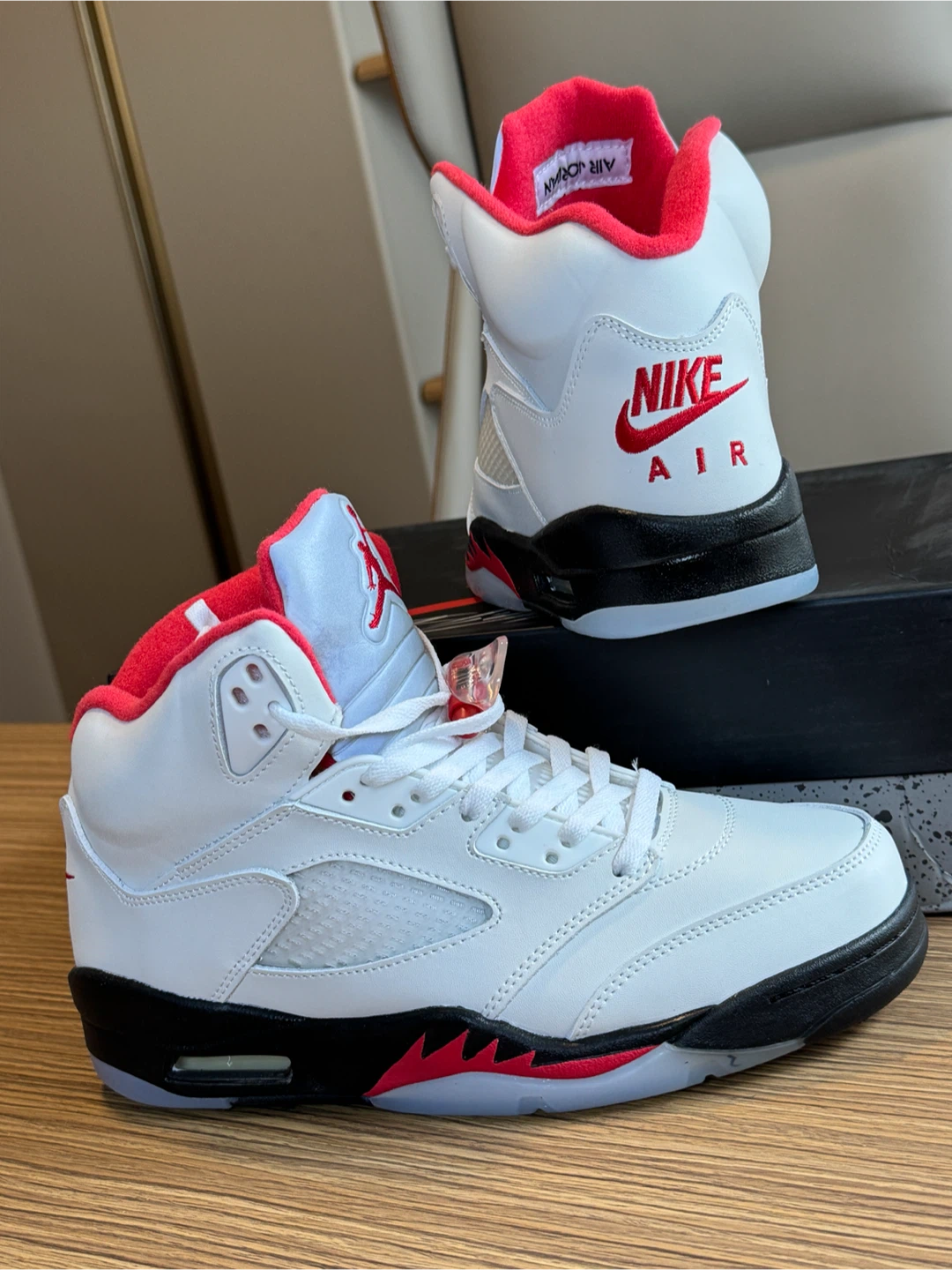 Air Jordan 5 Retro White Red Black - photo 3