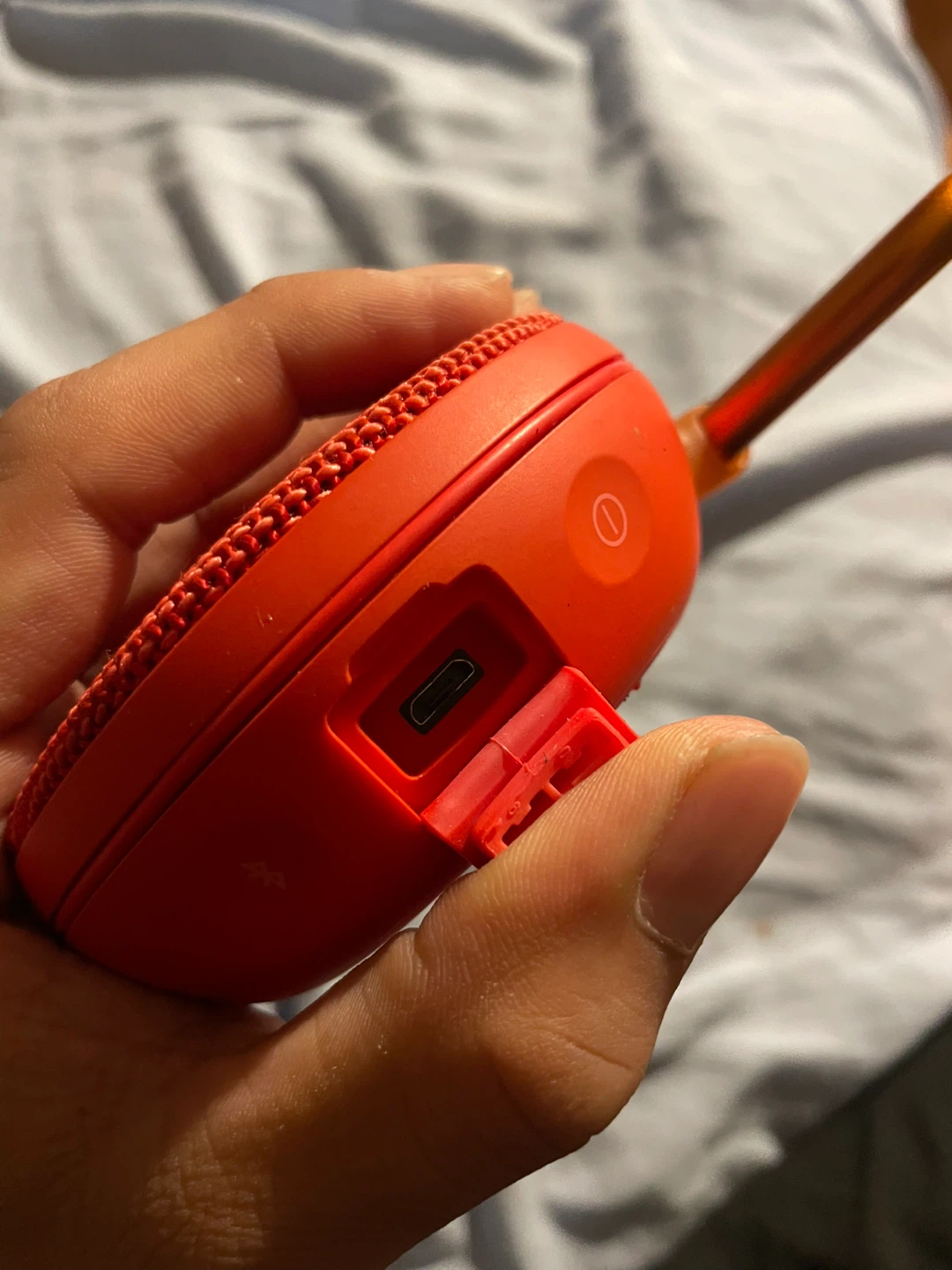 JBL Clip 2 Portable Bluetooth Speaker - photo 5