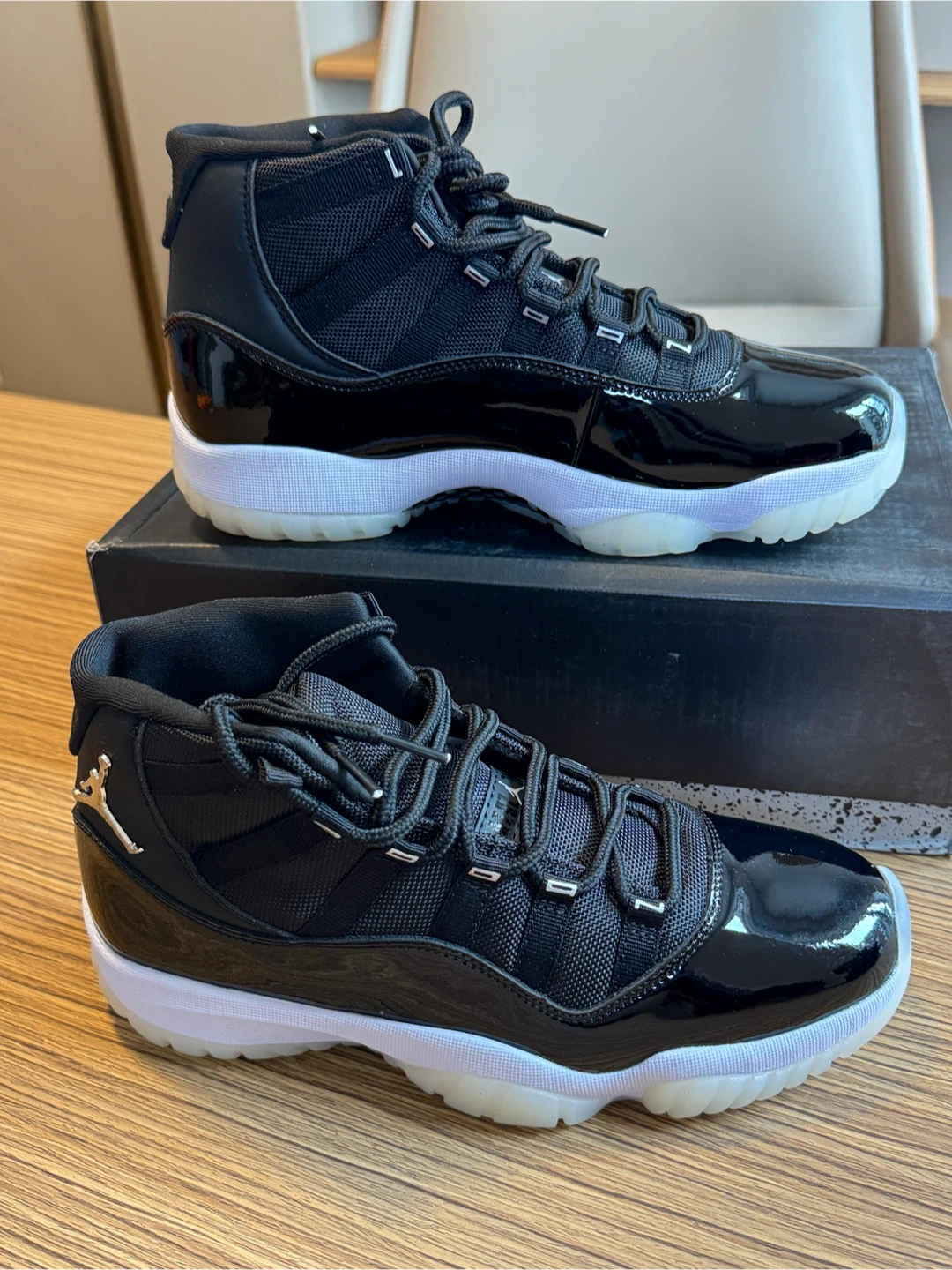 Air Jordan 11 "Black Concord" - Size 11