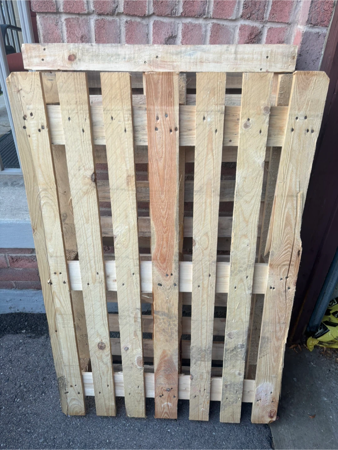 3 Wooden Shipping Pallet - photo 2
