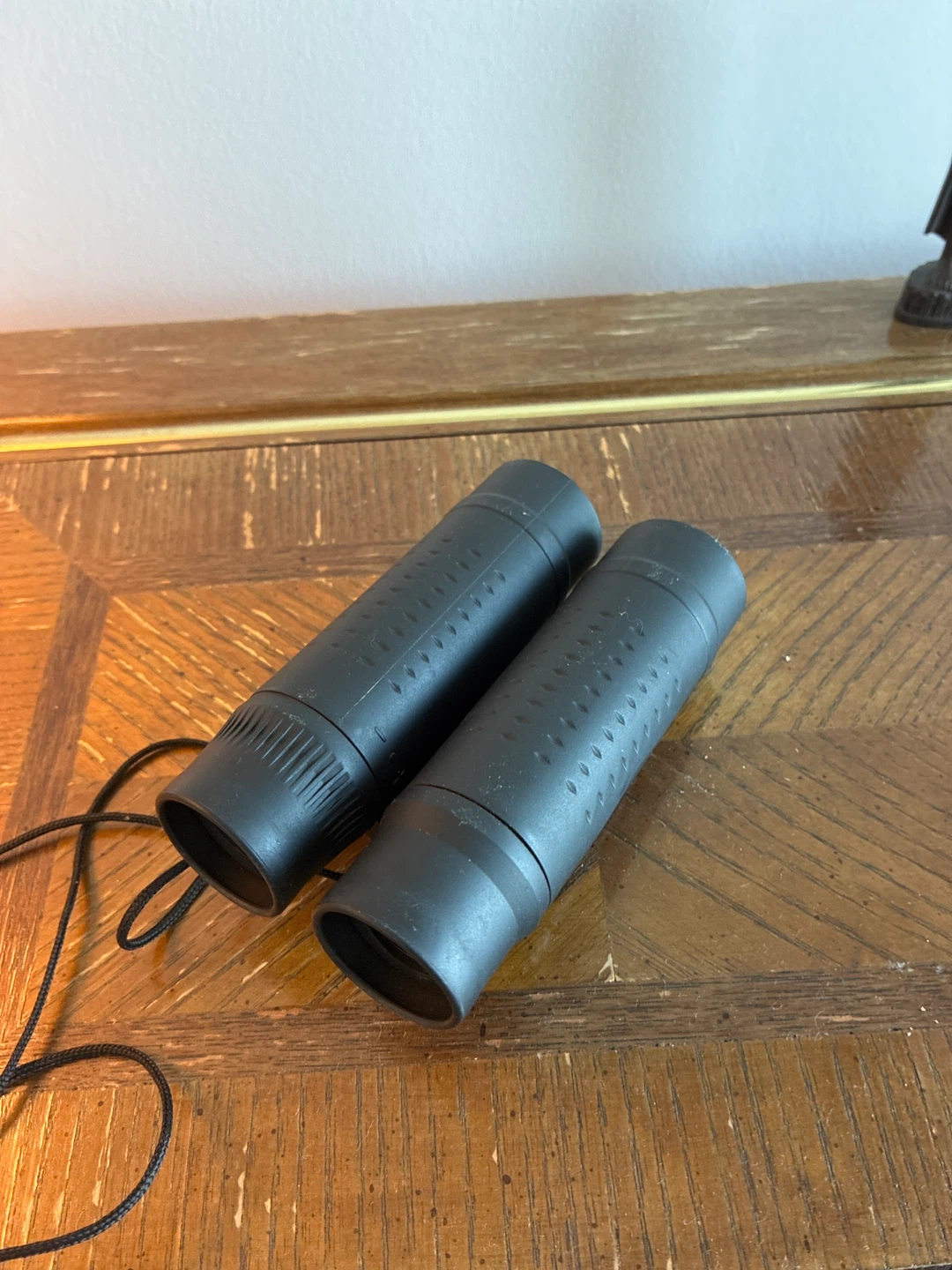 Tasco Binoculars - photo 2