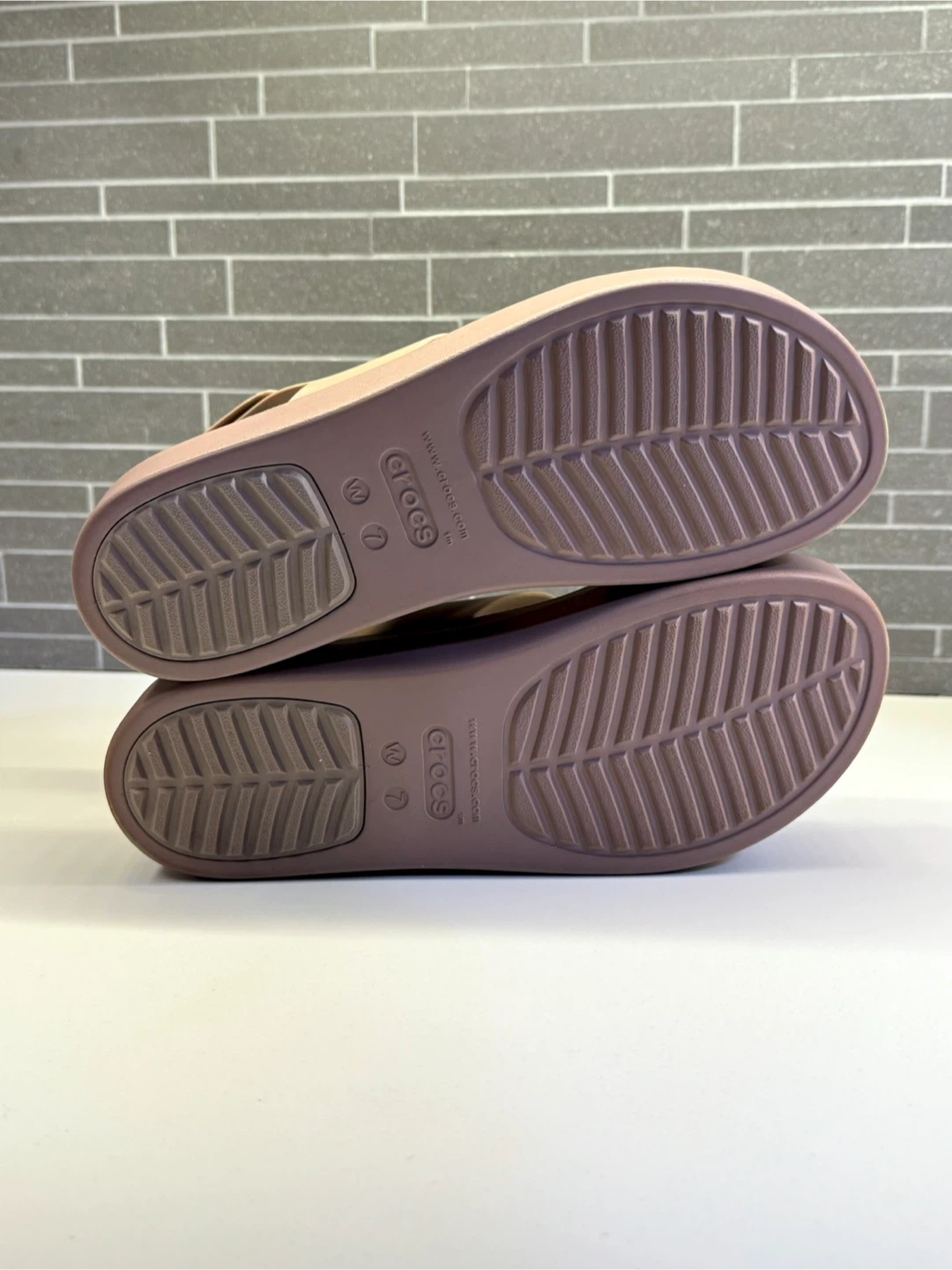 Crocs Women's Brooklyn Sandals | Truffle | Size 7 | NEW! - photo 3