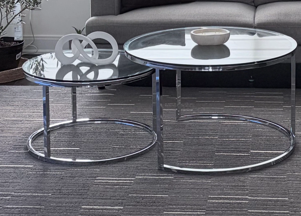Set of 2 Round Nesting Coffee Tables with Glass Tops