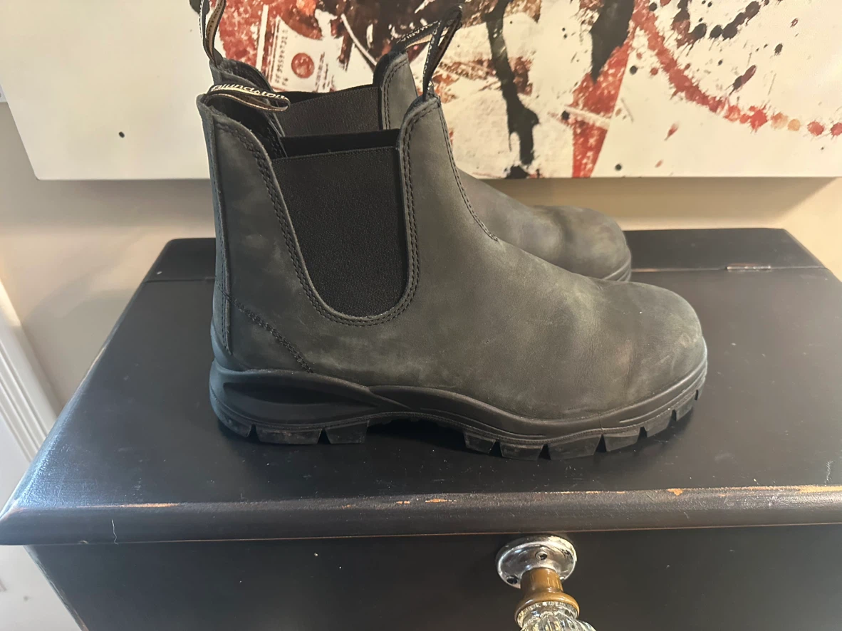 Blundstone Black Leather Chelsea Boots - photo 2