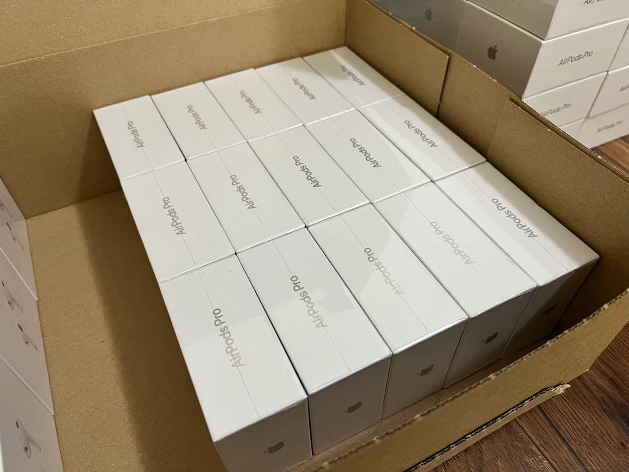 AirPods Pro 3 - photo 2