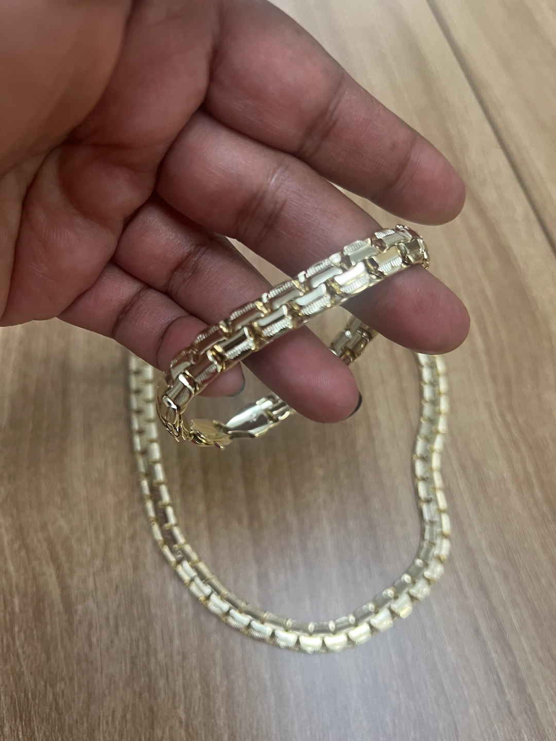 Gold Tone Necklace and Bracelet Set
