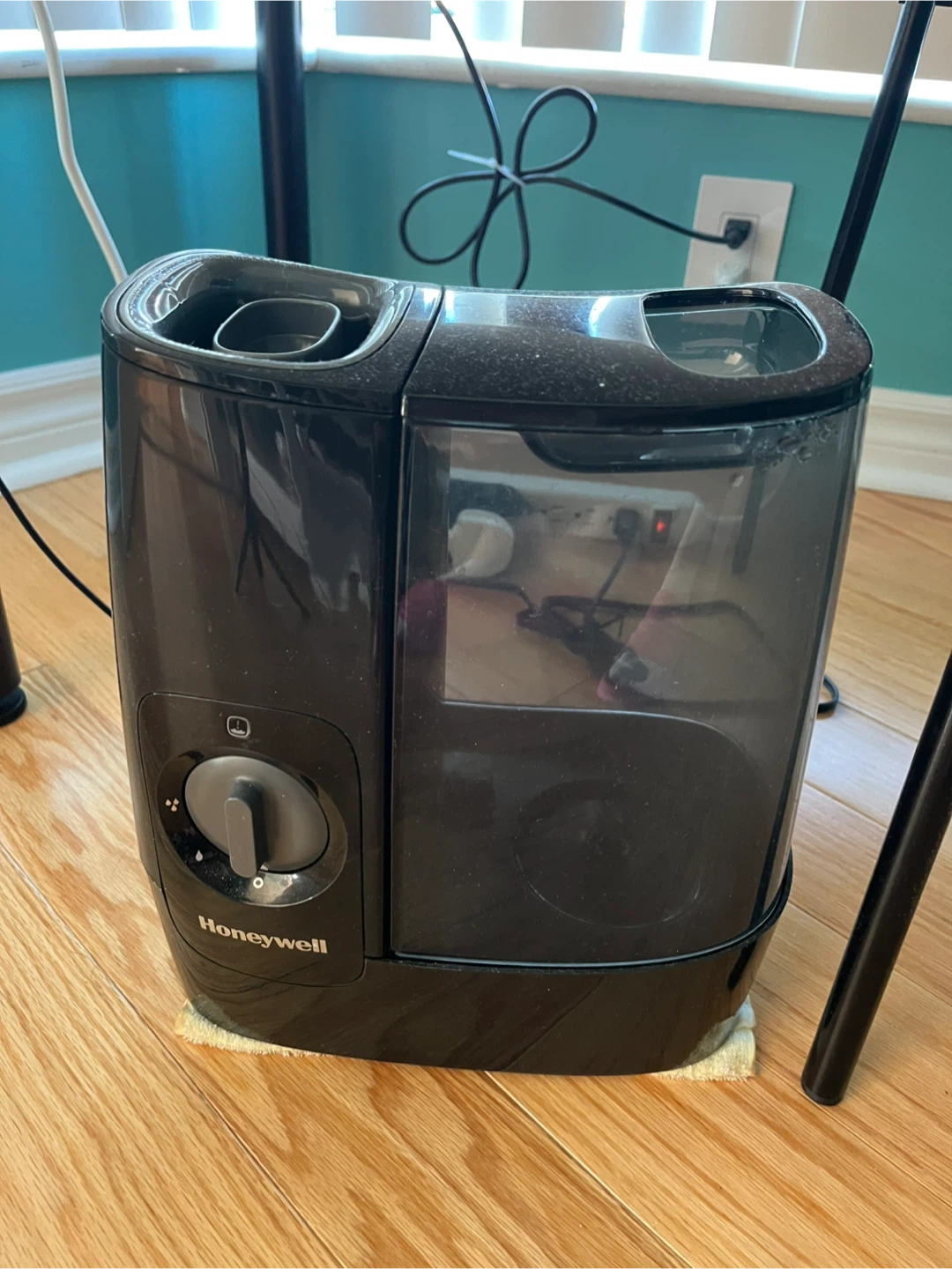 Honeywell Black Humidifier