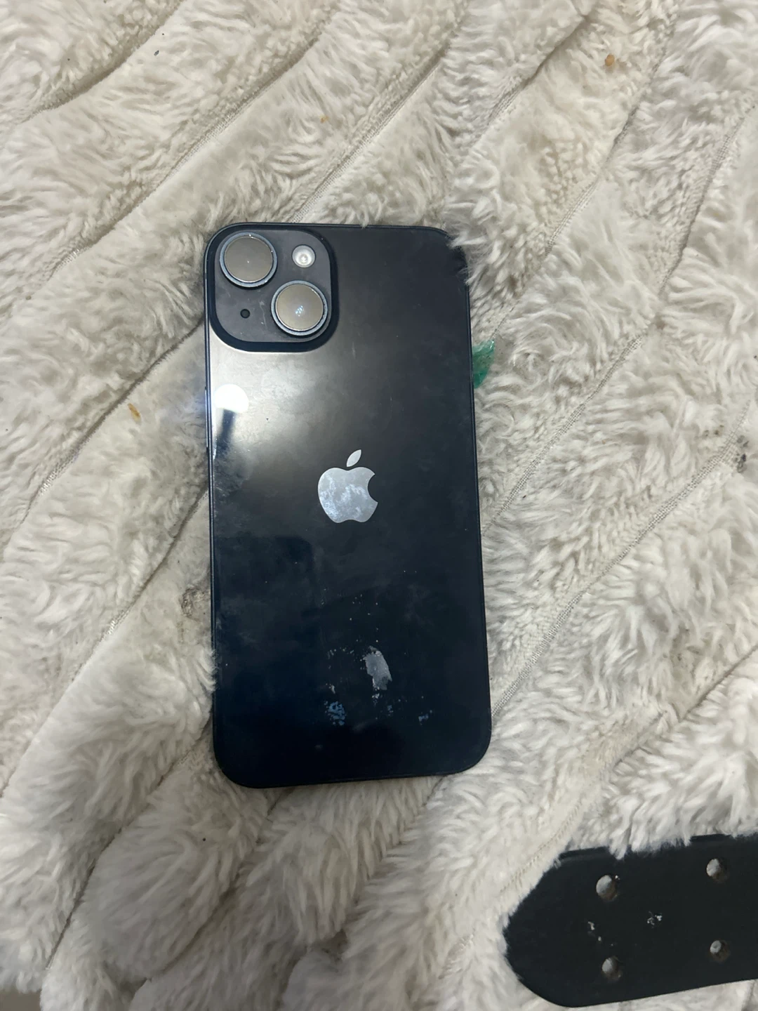 iPhone 14 - photo 2