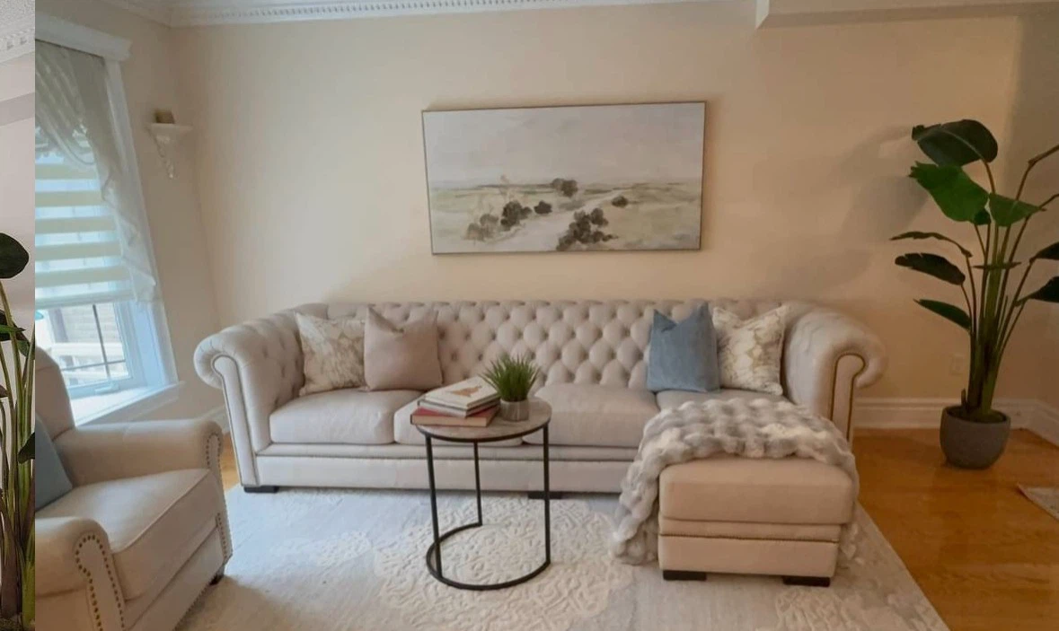 Genuine Leather King Arthur Handcrafted Sofa with Chaise - photo 4