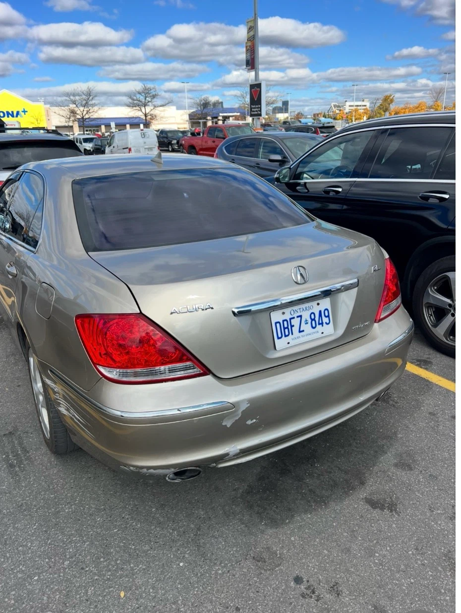 Acura RL Sedan - photo 2