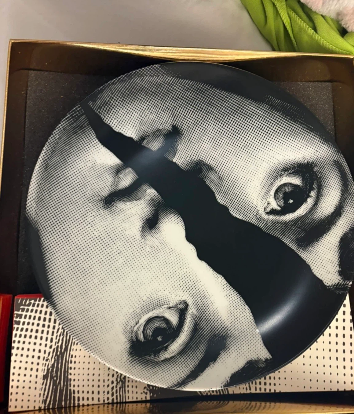 Fornasetti Tema e Variazioni No. 10 Decorative Plate