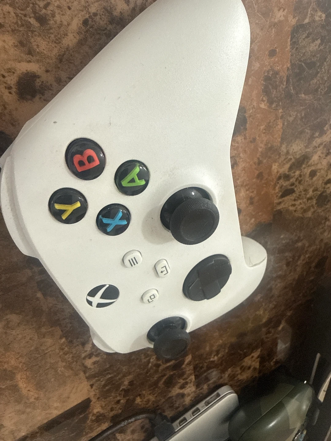 White Xbox Wireless Controller - photo 3